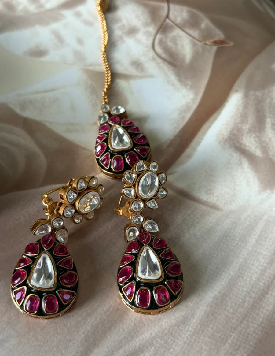 Noorani Ruby Emerald Victorian Kundan Necklace Set with Maang Tikka