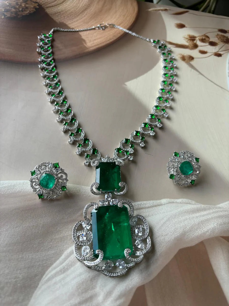 Nita Ambani's Most Demanding Jewelry Set- Real Doublet stone used