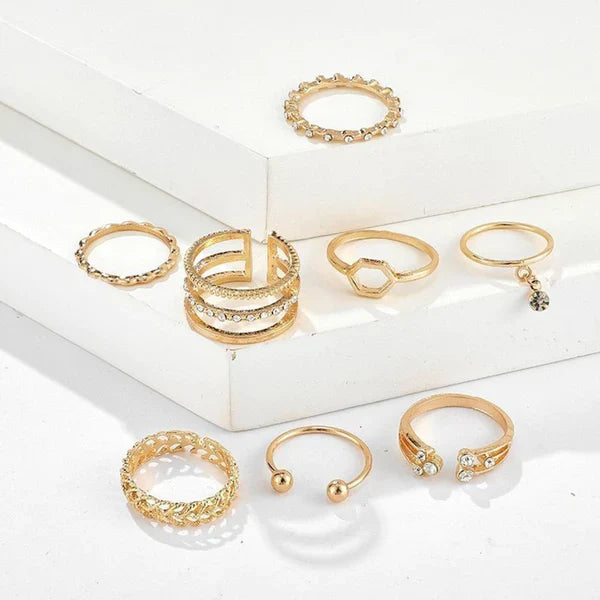 CUEEN MULTI DESIGN GOLD 8 RING SET (ADJUSTABLE)