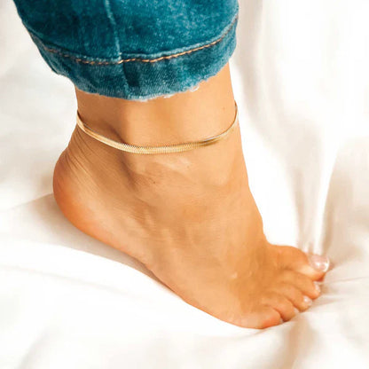 Cueen™ Snake Chain Silver Anklet