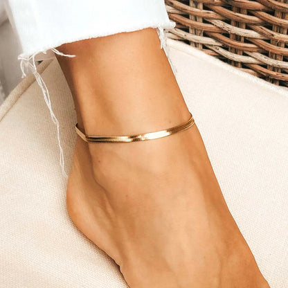 Cueen™ Snake Chain Silver Anklet